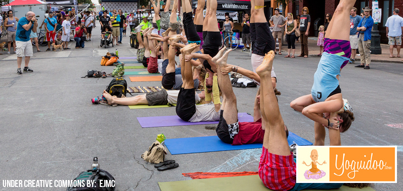 Qué es Acro Yoga
